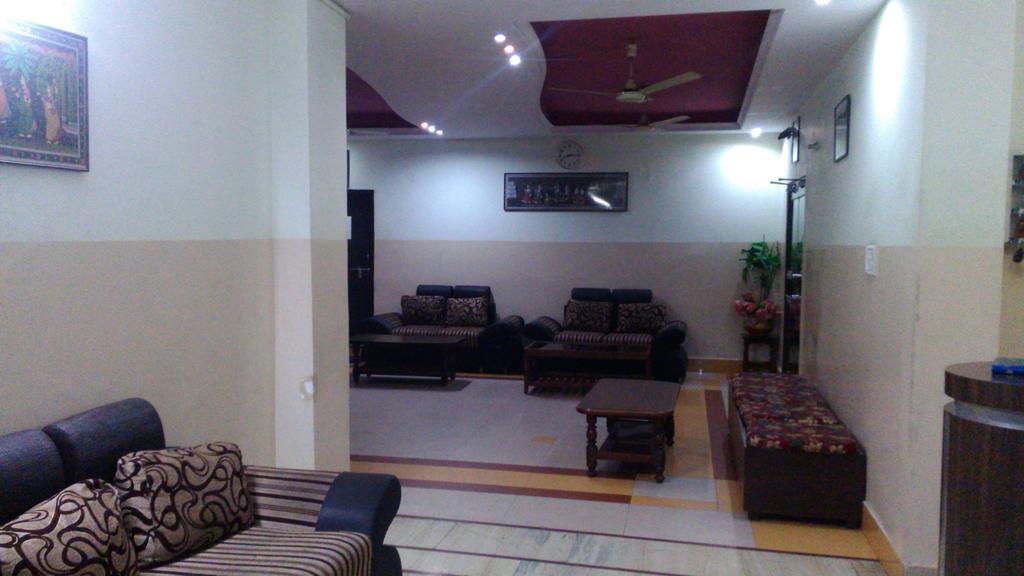 Hotel Kanishka Kanpur Exterior photo